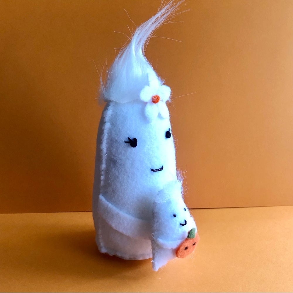 Mommy Ghost, Baby Boo, summerween handmade, embroidery pumpkin, felt